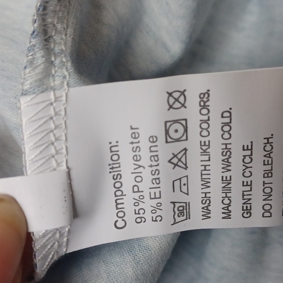 4/$60 New 3D Pull-on Shorts - Size 3XL (US18) - Picture 6 of 7